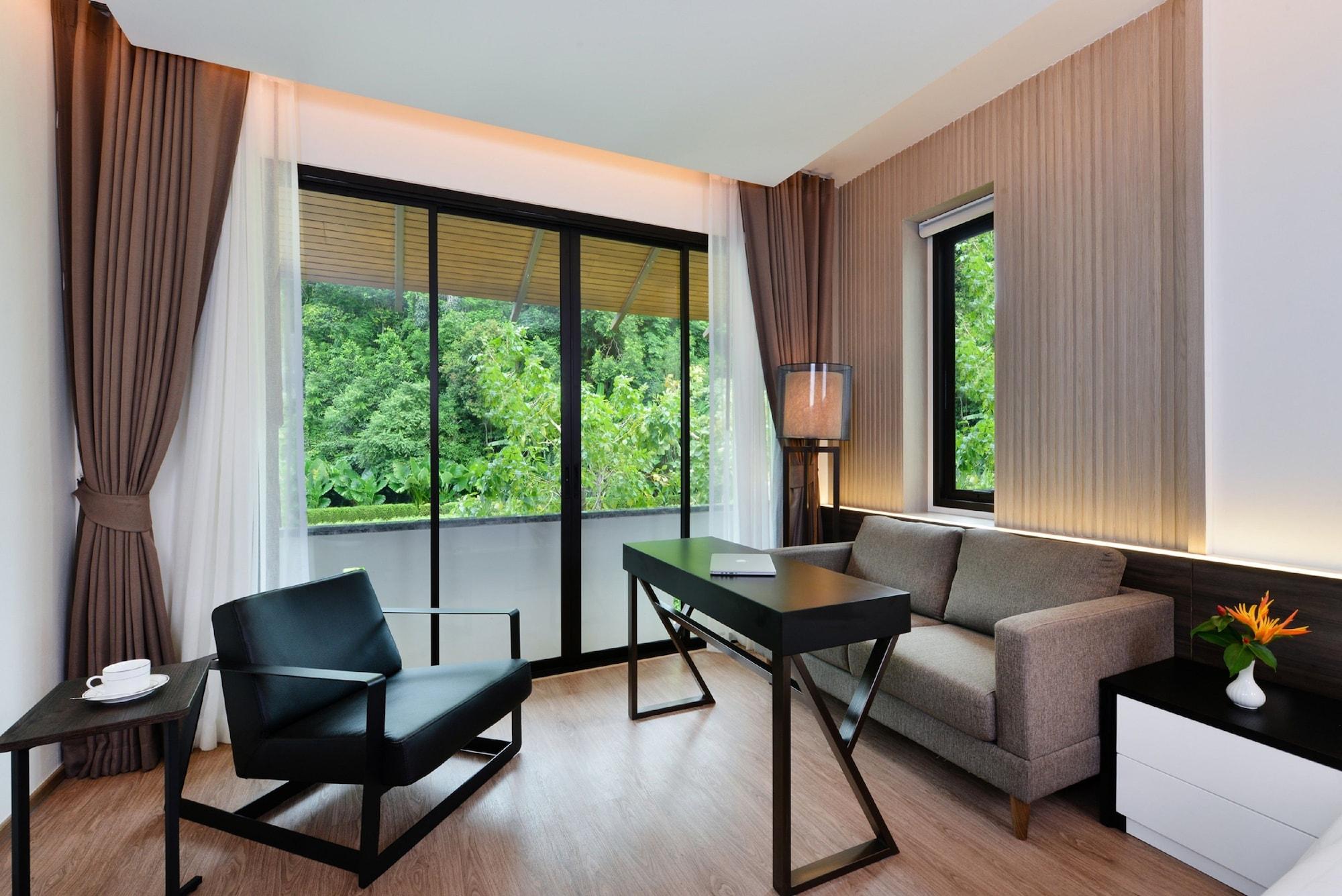 Tinidee Golf Resort Phuket - Sha Extra Plus Kathu Kültér fotó