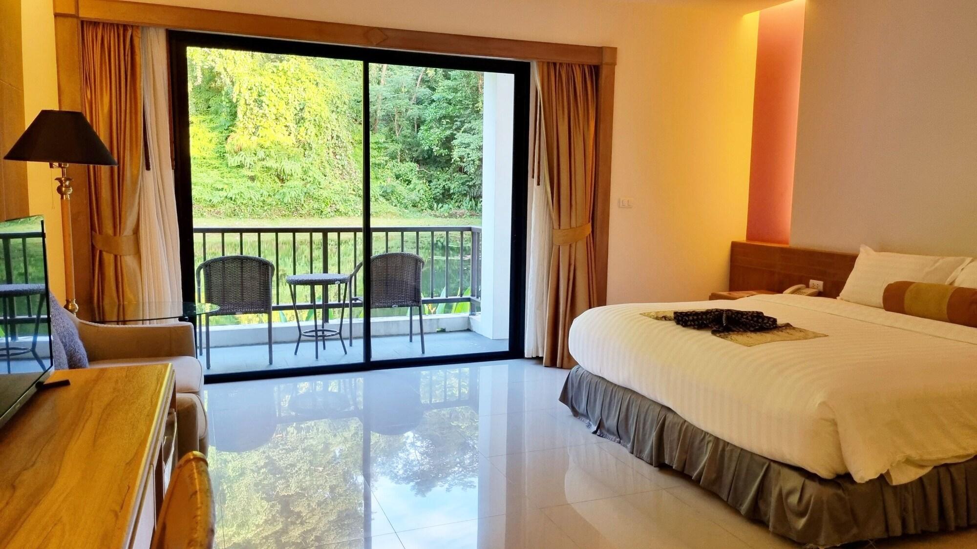 Tinidee Golf Resort Phuket - Sha Extra Plus Kathu Kültér fotó