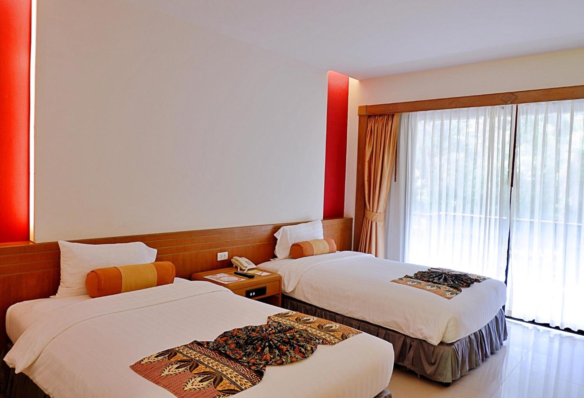 Tinidee Golf Resort Phuket - Sha Extra Plus Kathu Kültér fotó